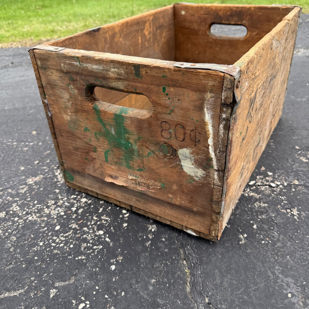 RARE Vintage Jung Old Country Beer Crate Random Lake Wisconsin Wis WI