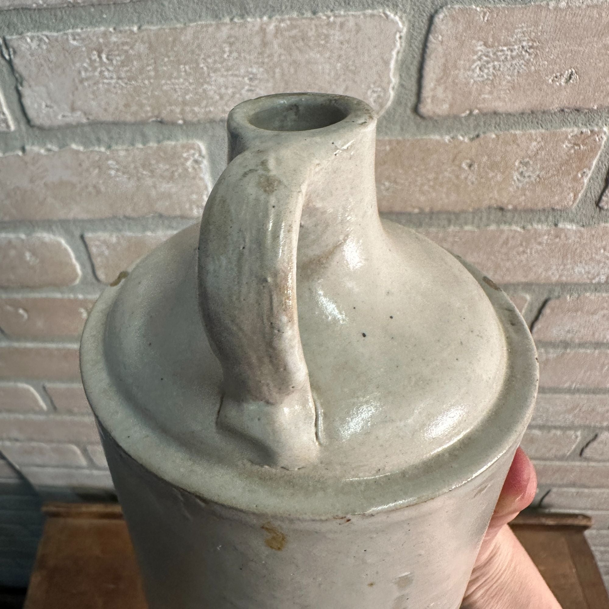 RED WING, MINNESOTA STONEWARE ONE QUART SHOULDER JUG - BOLDLY MARKED!