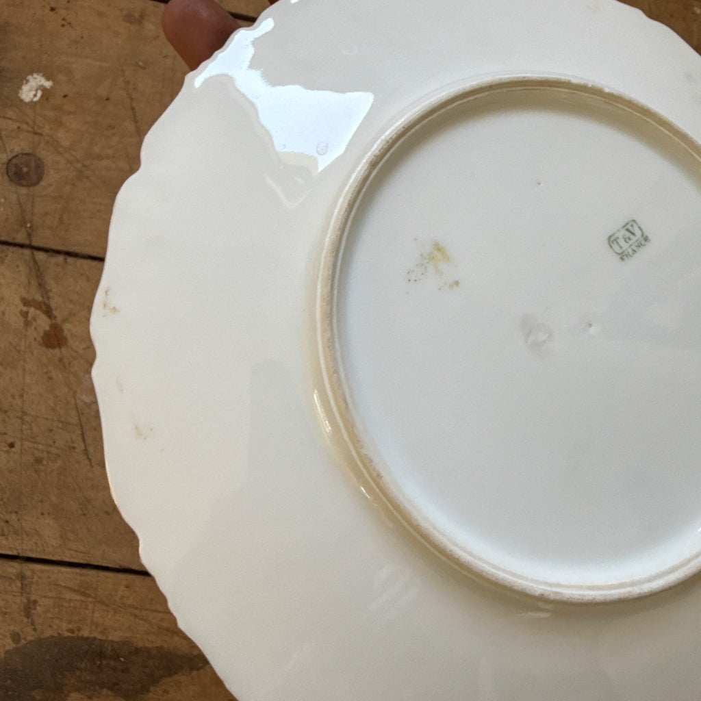 Vintage Tressemanes & Vogt Daisies 8.25" Salad Luncheon Plate TRV18 T&V France