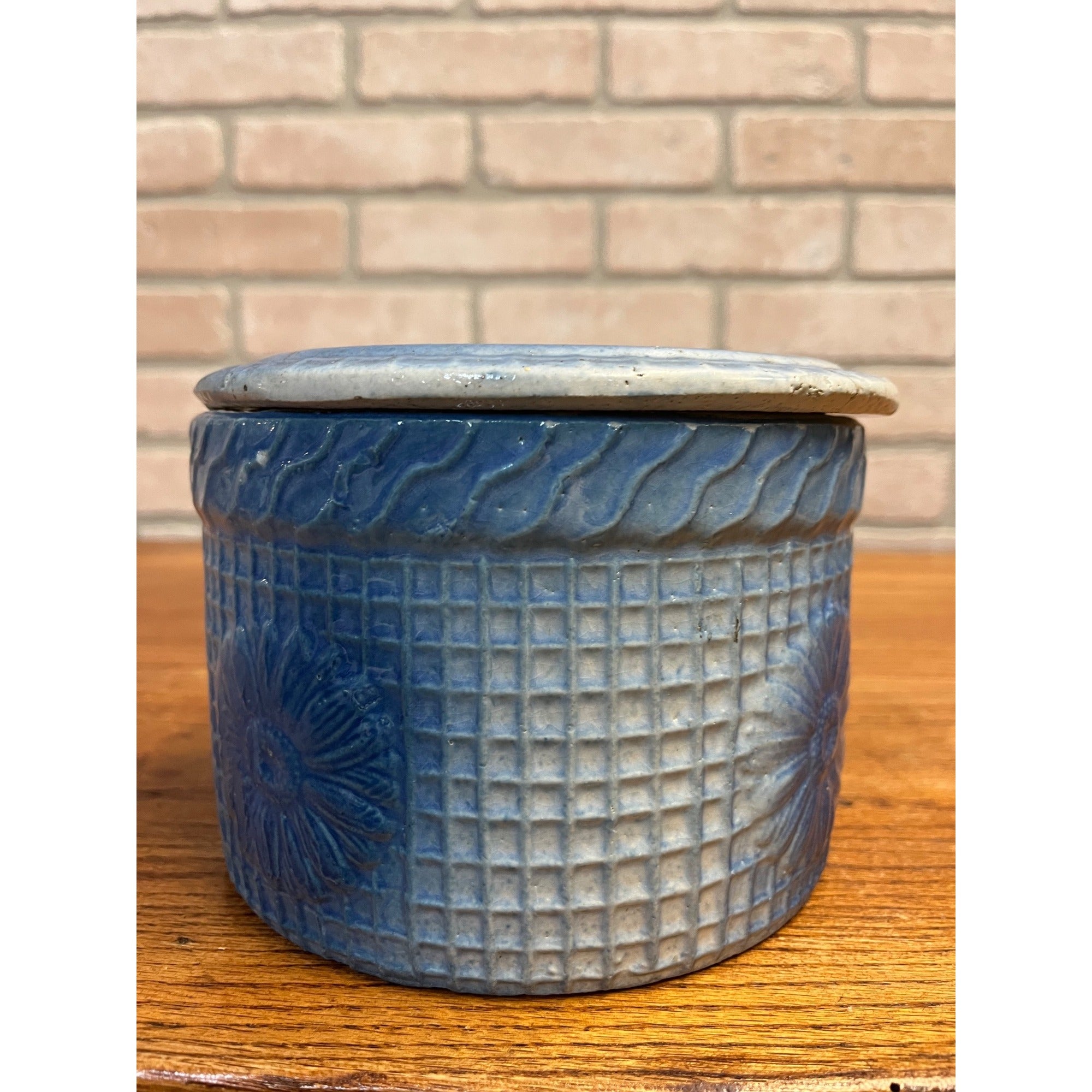 Antique Hull Stoneware Butter Crock Daisy Waffle Trellis Pattern Primitive