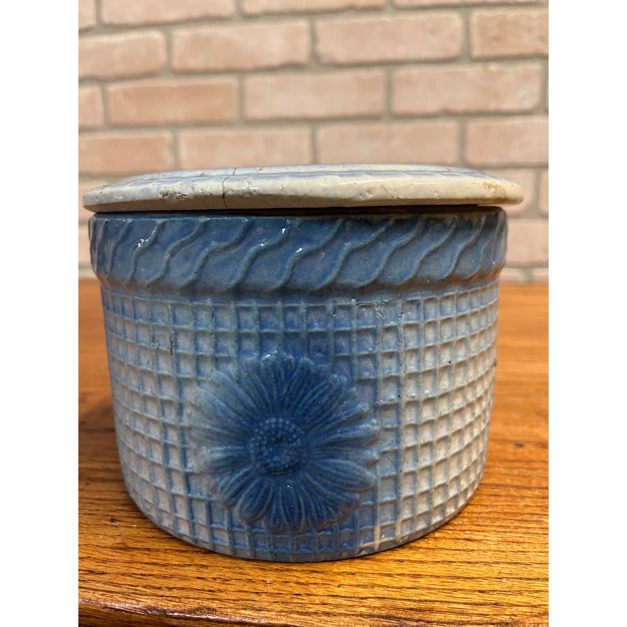 Antique Hull Stoneware Butter Crock Daisy Waffle Trellis Pattern Primitive