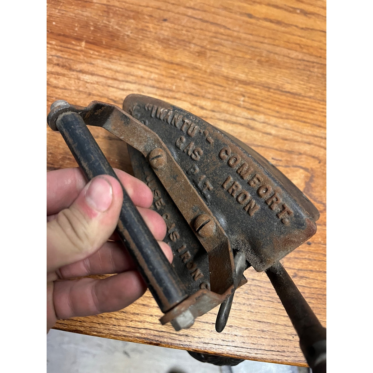 Vintage IWANTU Comfort Iron Strause Gas Sad Iron  No. 6. Patent 1910 Antique