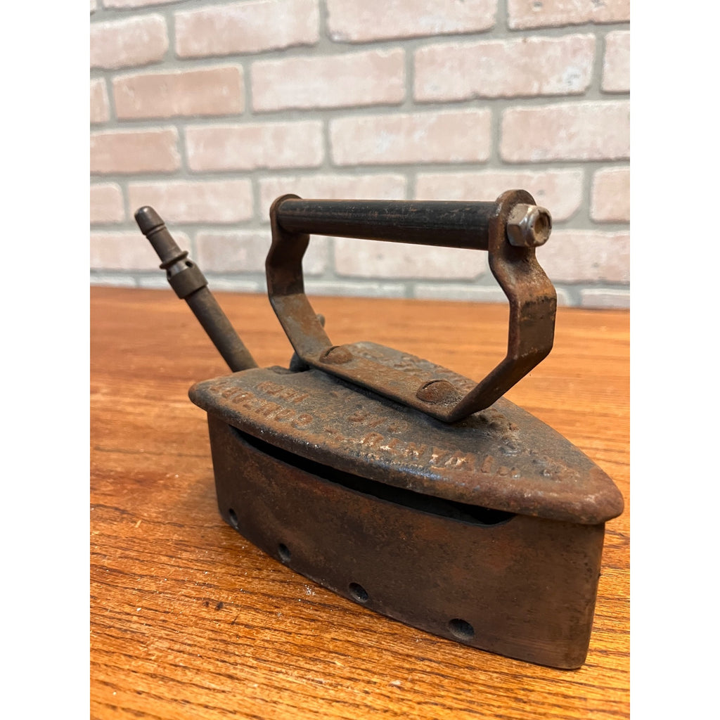 Vintage IWANTU Comfort Iron Strause Gas Sad Iron  No. 6. Patent 1910 Antique