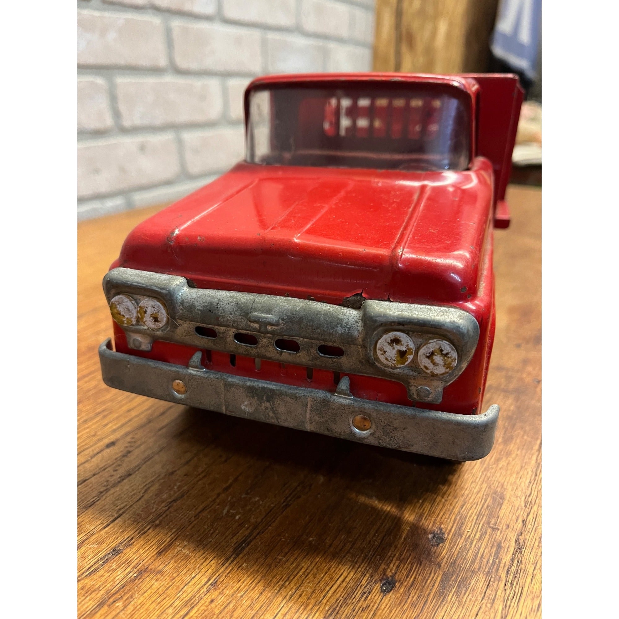 Vintage Tonka Farms Red Pressed Steel Farm Stake Truck & Trailer Toy