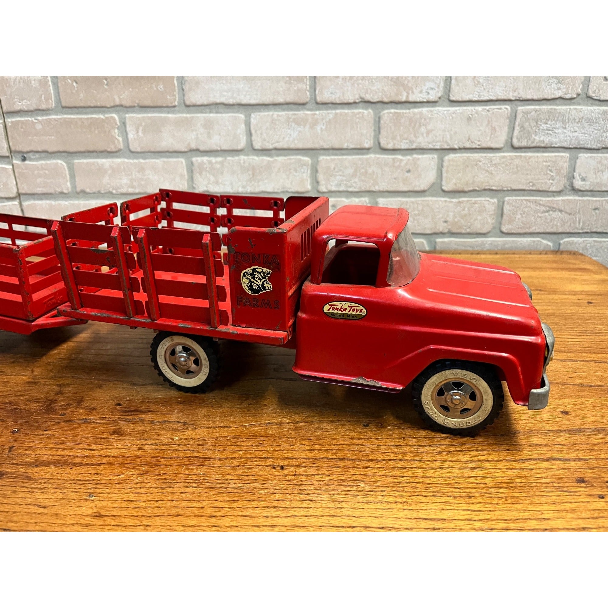 Vintage Tonka Farms Red Pressed Steel Farm Stake Truck & Trailer Toy