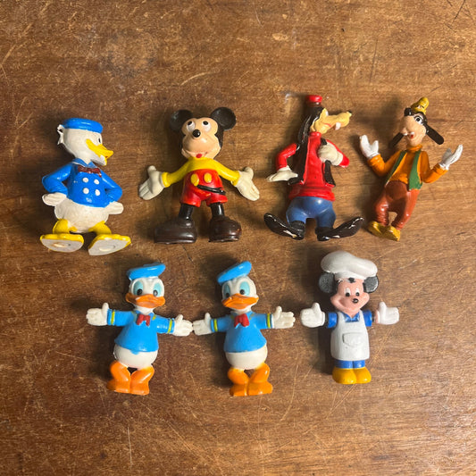 VINTAGE DISNEY MICKEY MOUSE GOOFY DONALD DUCK PLASTIC PVC FIGURES AND TOYS ARCO