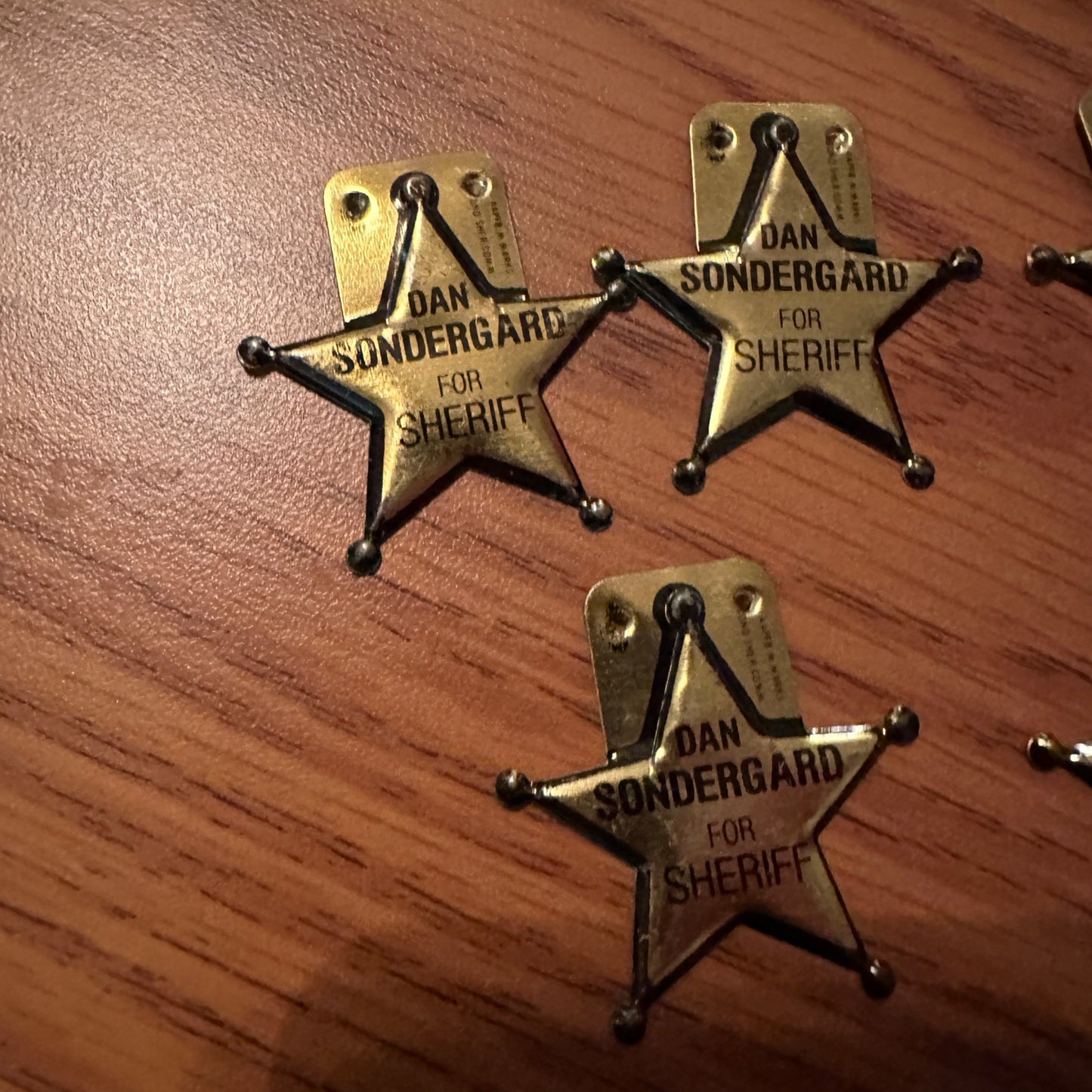 (5) 1980s Dan Sondergard For Sheriff Fond du lac County Pins Lapels