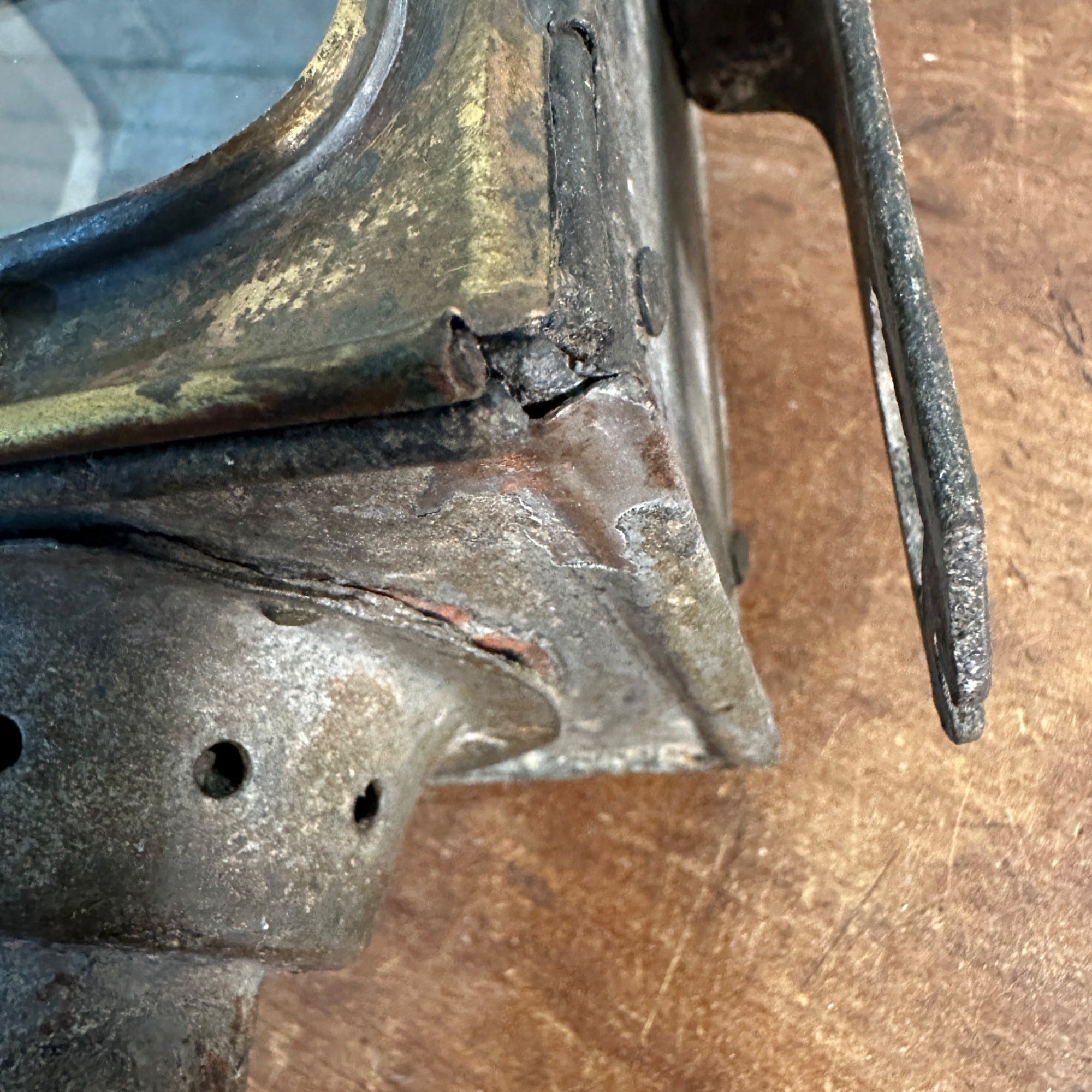 ANTIQUE PRIMITIVE BUGGY CARRIAGE FARMHOUSE TIN CANDLE LANTERN LAMP LIGHT