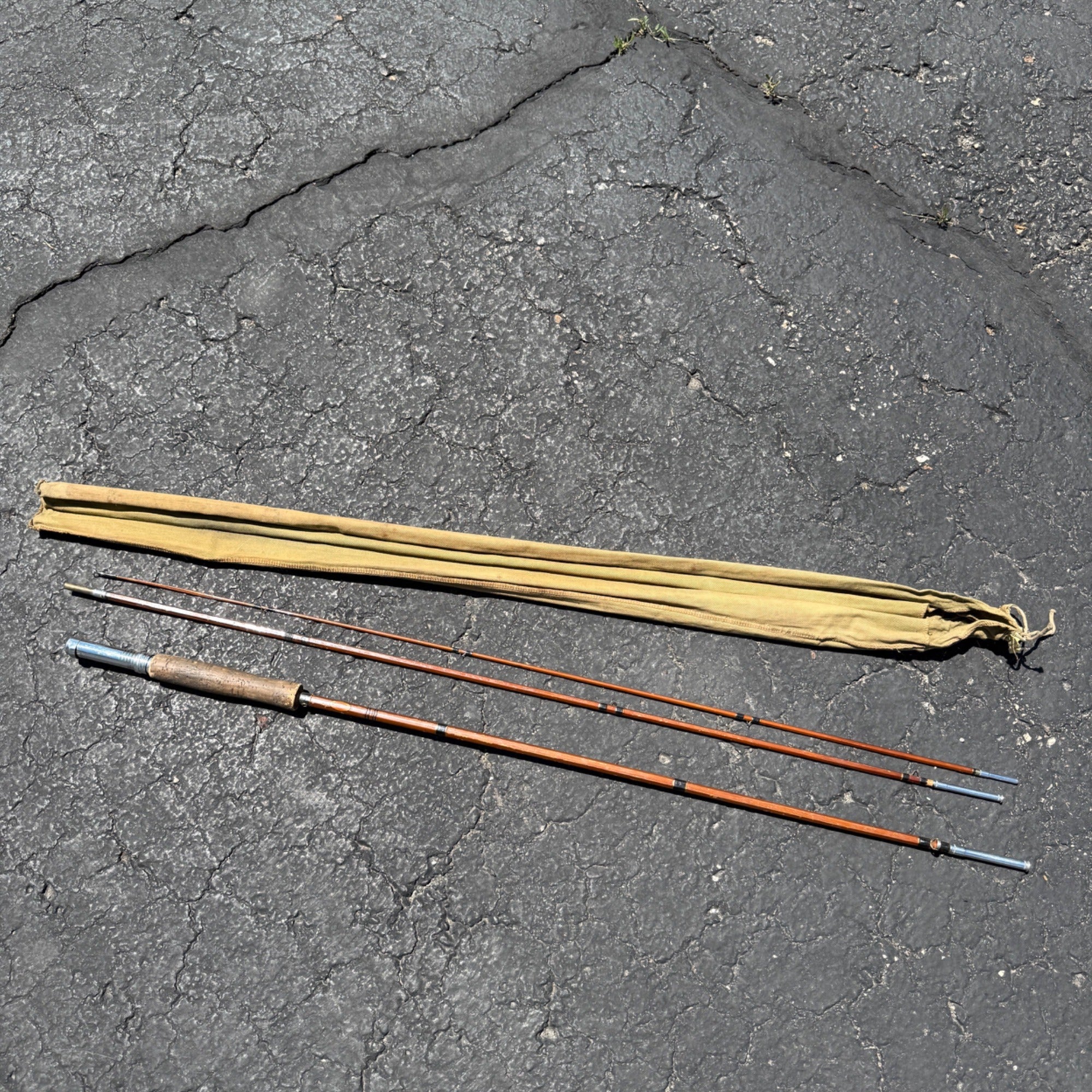 Vintage South Bend No 77 Bamboo Fly Rod 9' W/Cloth case