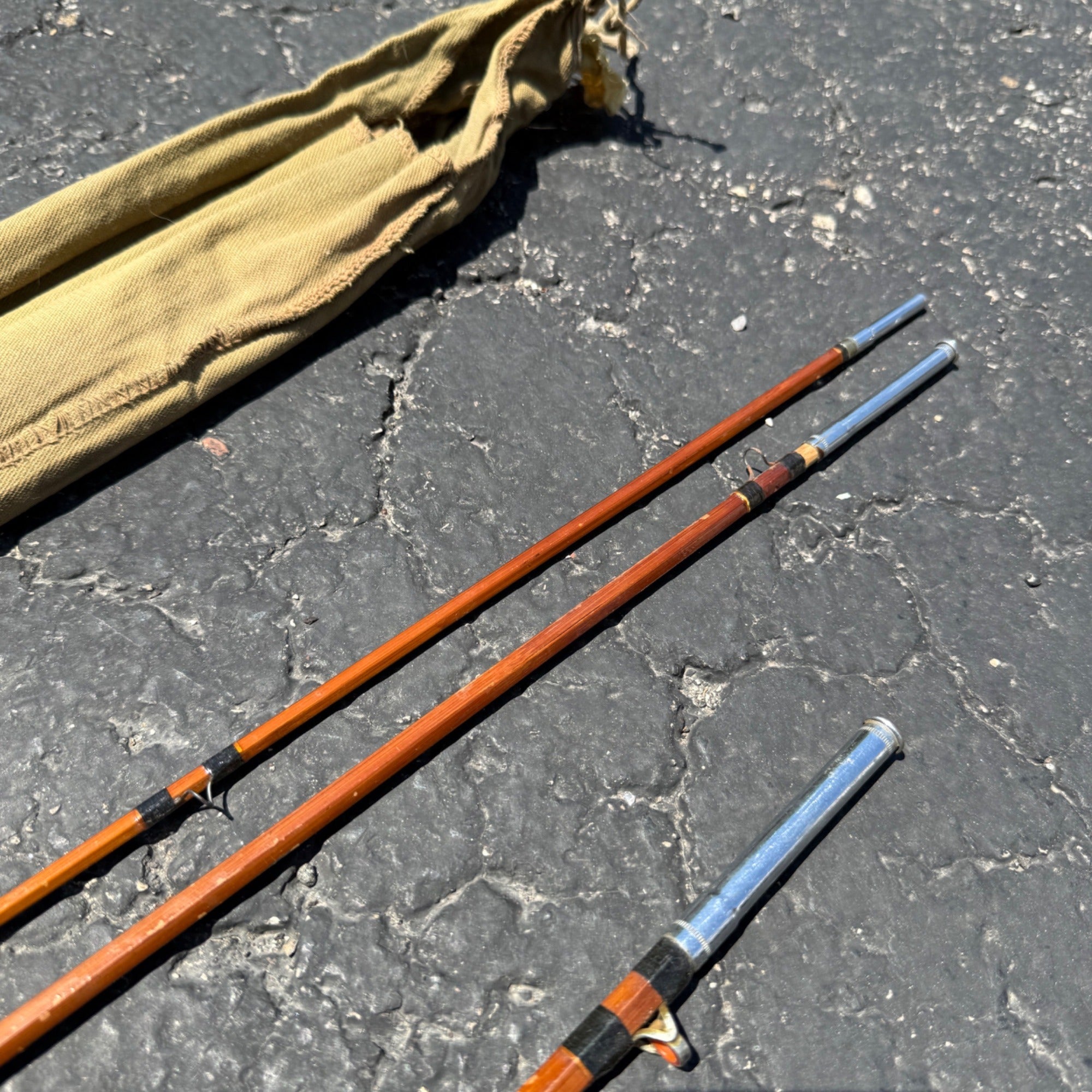 Vintage South Bend No 77 Bamboo Fly Rod 9' W/Cloth case