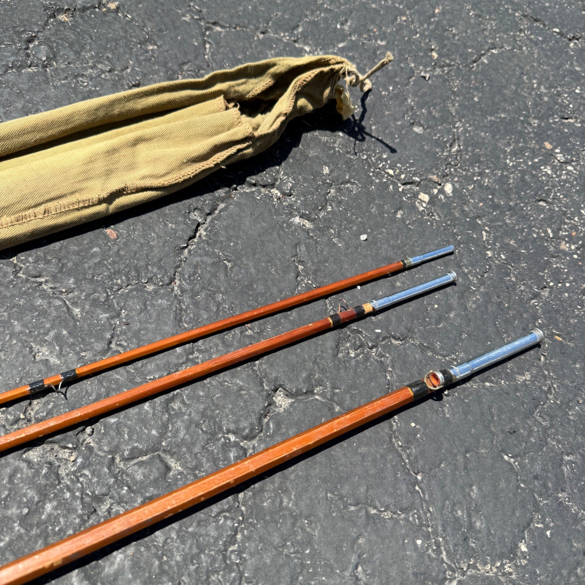 Vintage South Bend No 77 Bamboo Fly Rod 9' W/Cloth case