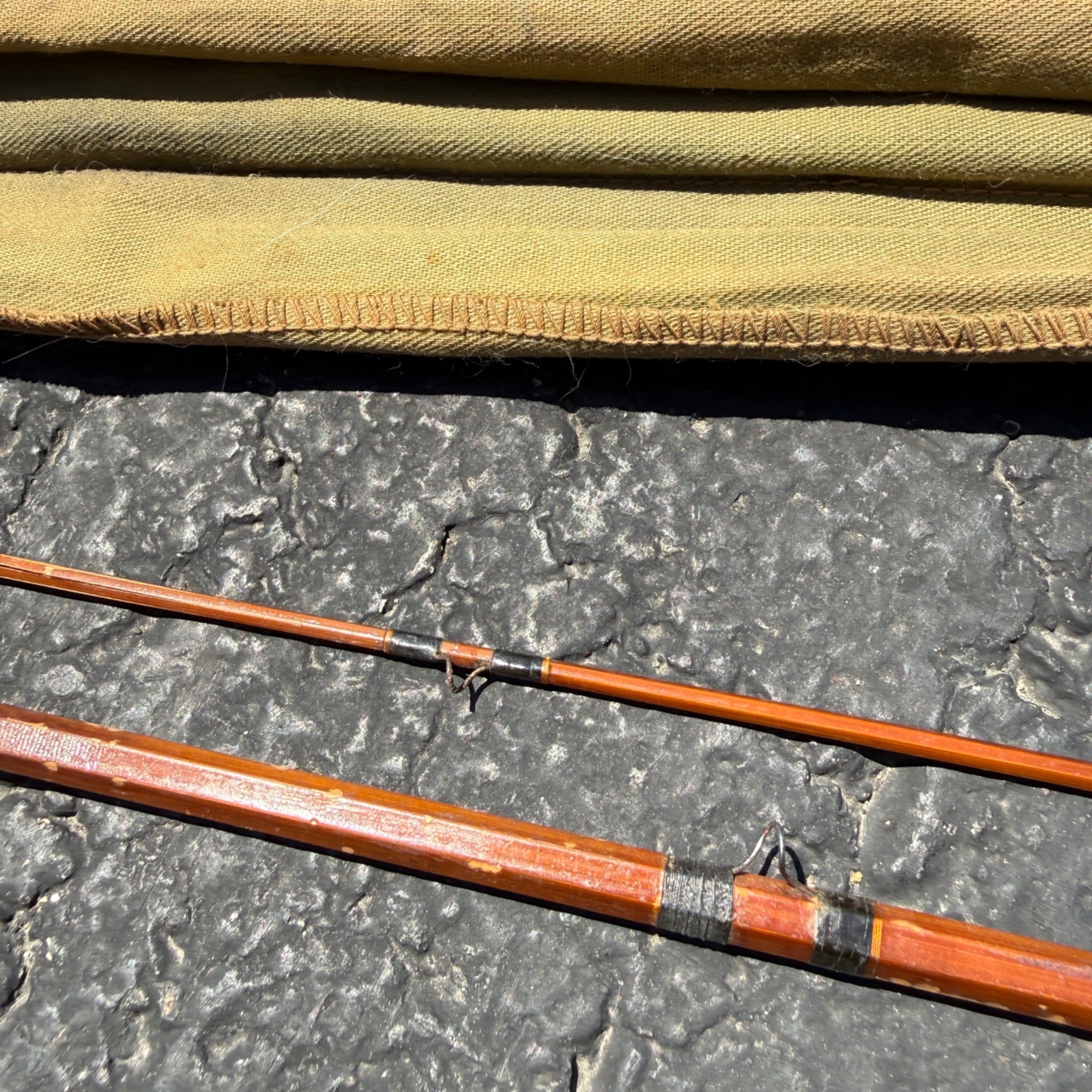 Vintage South Bend No 77 Bamboo Fly Rod 9' W/Cloth case