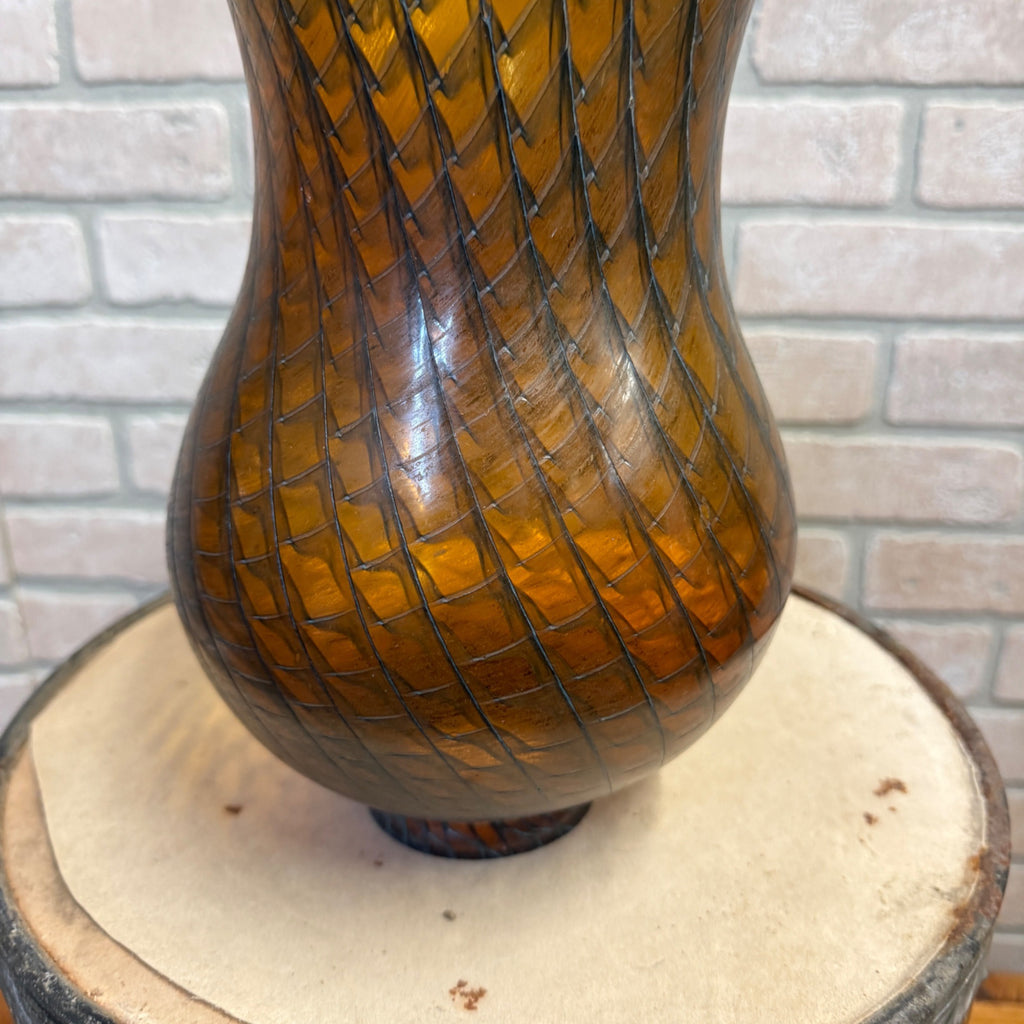 Vintage Mid Century Lamp Light Yellow Amber Hand Detailed Shade Fits 3-1/8"
