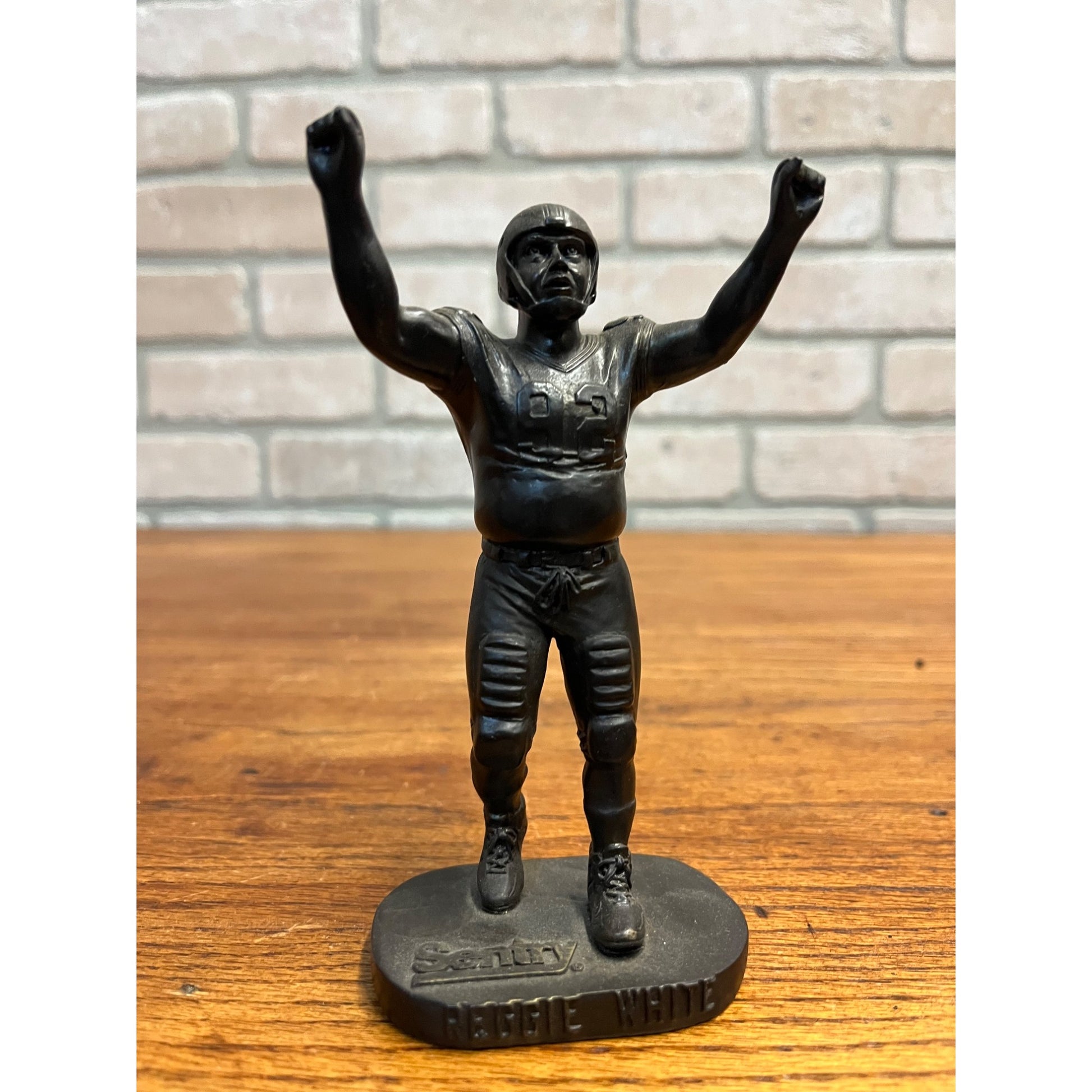 Reggie White Green Bay Packers Sentry Retirement Statue Figurine SGA