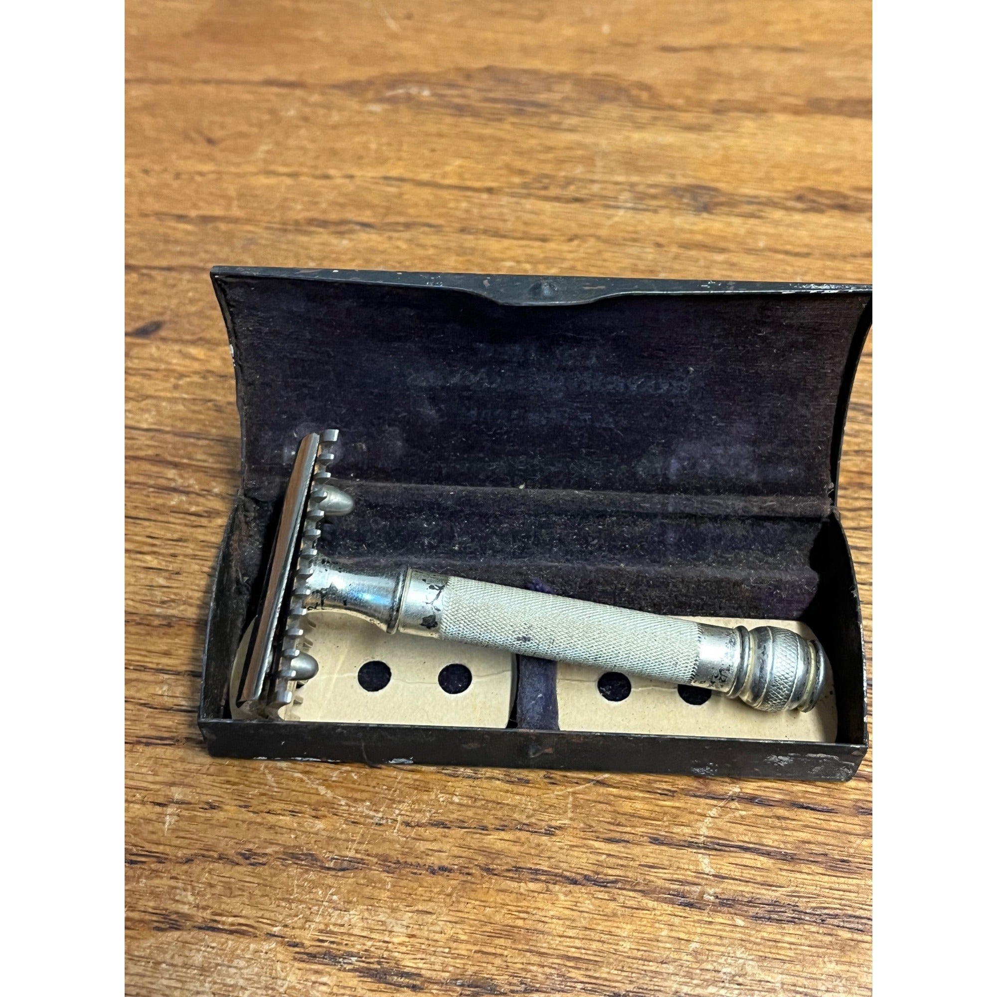 Vintage Gillette Safety Shaving Razor Lot: Old Ball End, Travel, & Gold-Tone