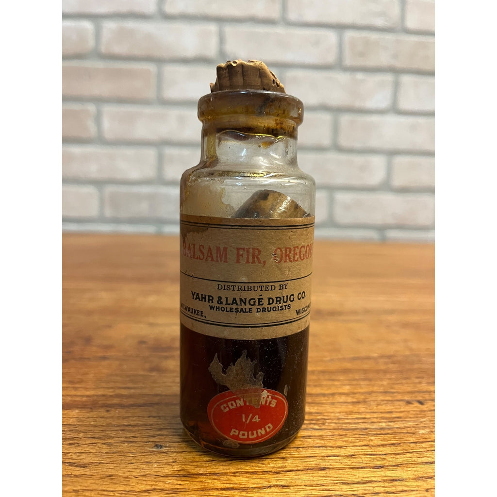 Vintage 1930s Yahr & Lange Drug Co. Milwaukee WI Label Medicin Apothecary Bottle