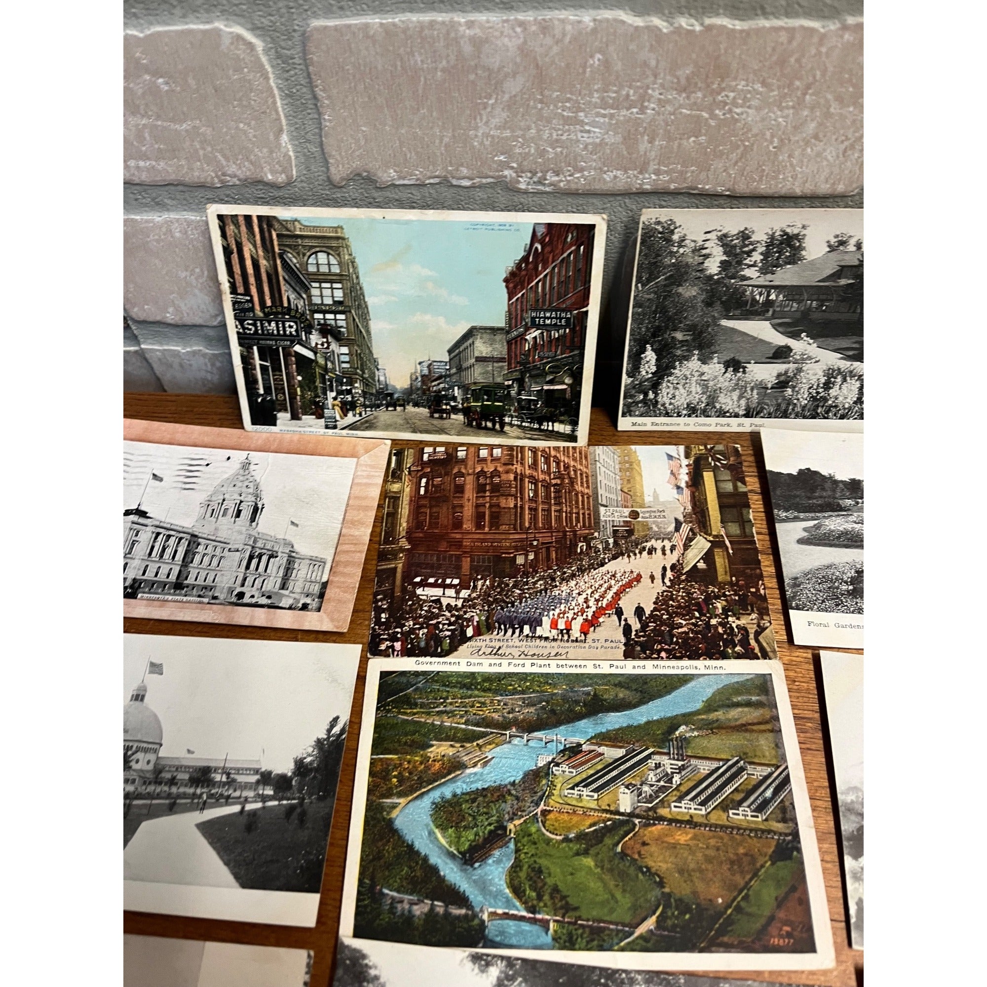 Vintage Lot (44) Minneapolis & St Paul Minnesota MN Postcards Linen