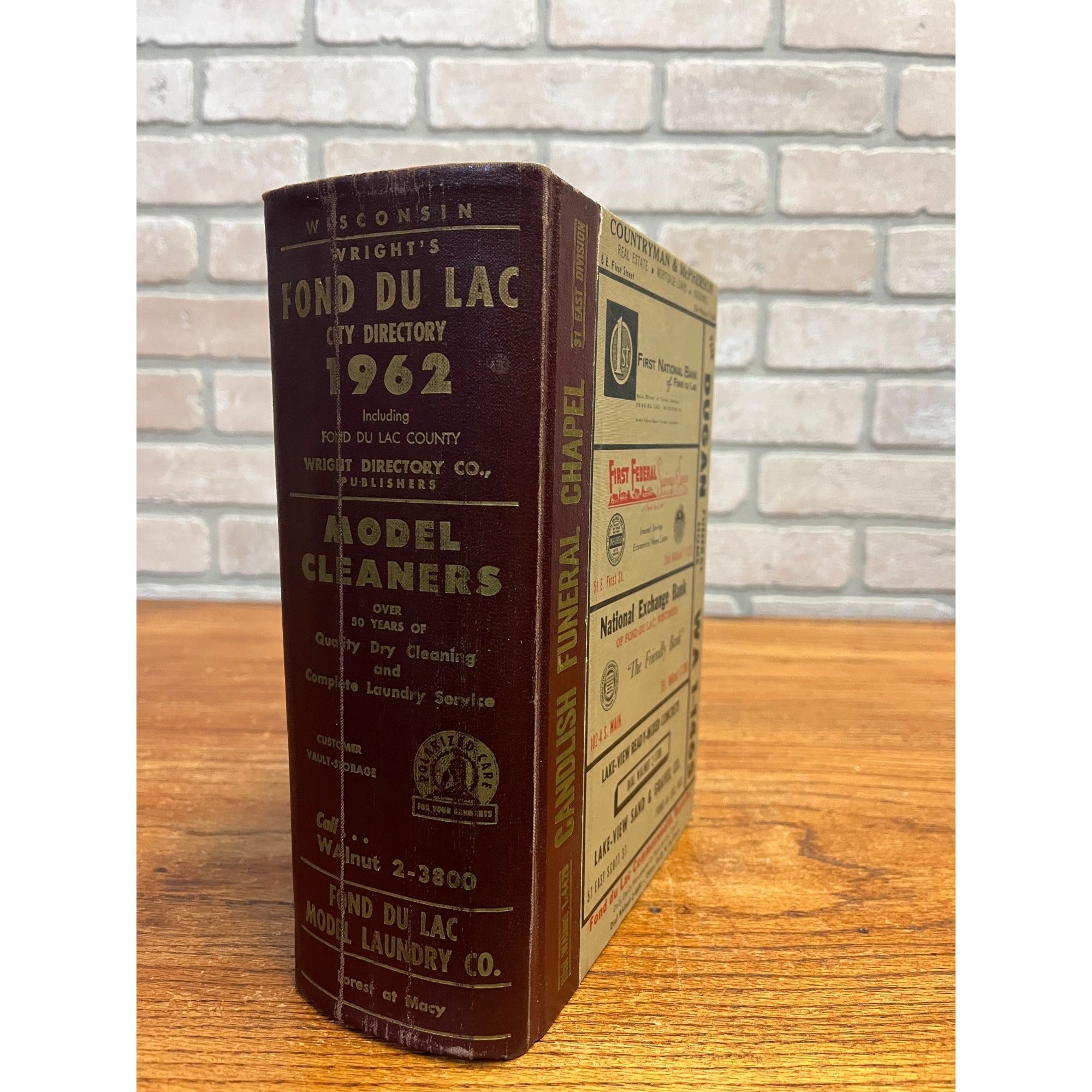 Vintage 1962 Fond du Lac Wisconsin Buisness Directory Hardcover Book Ads Wis WI