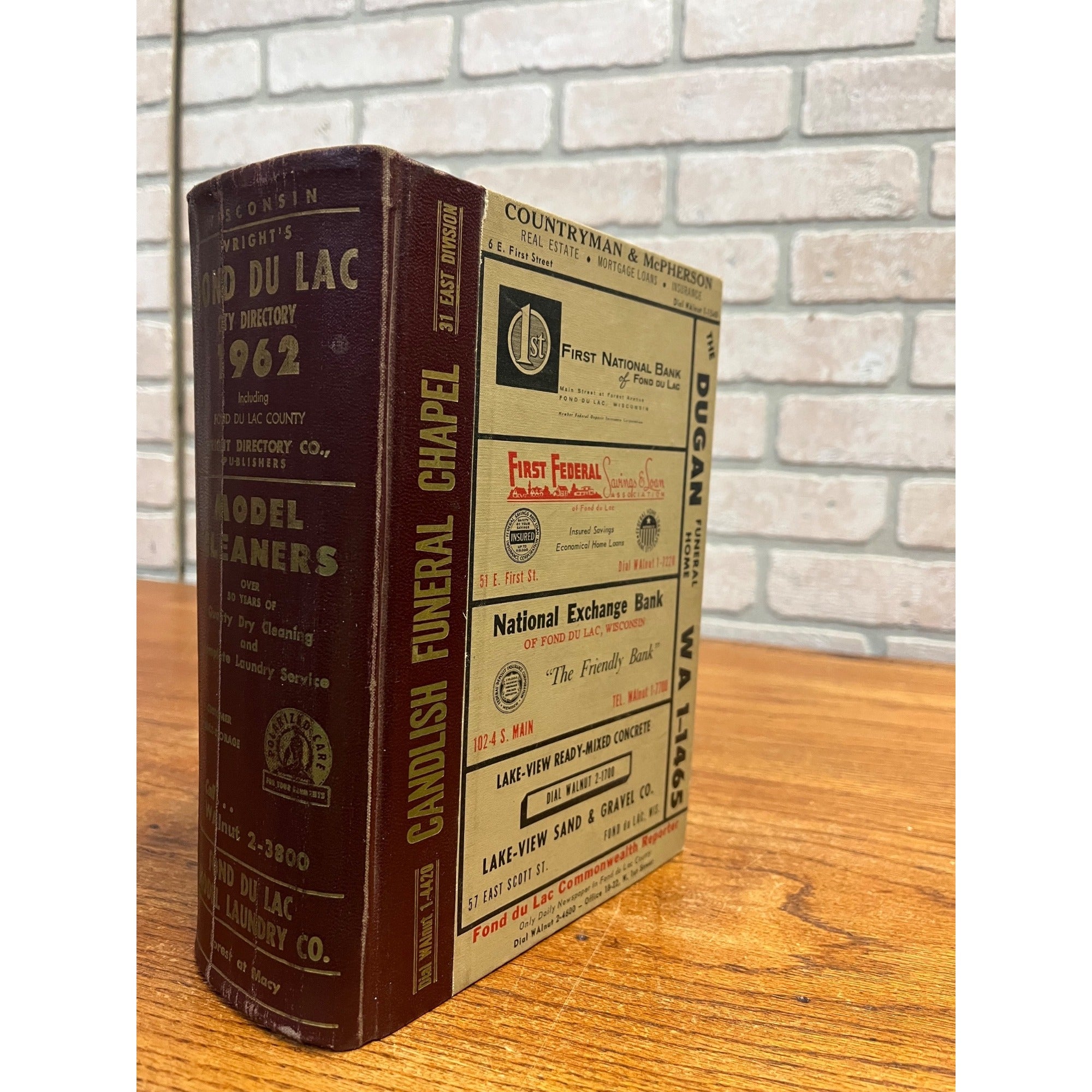 Vintage 1962 Fond du Lac Wisconsin Buisness Directory Hardcover Book Ads Wis WI