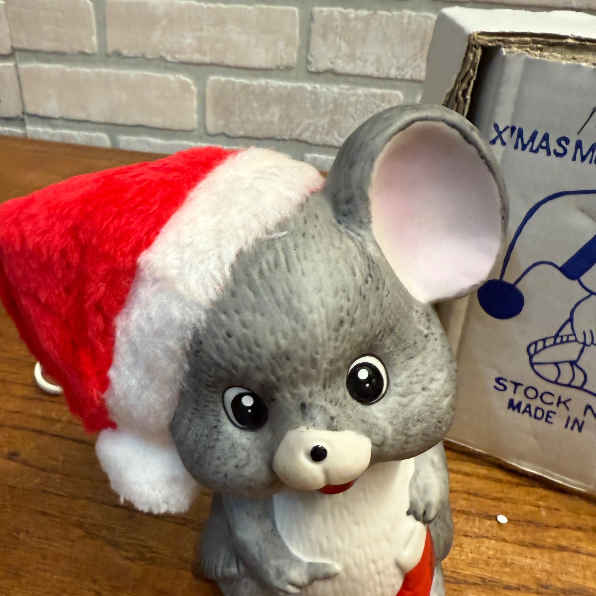 Vintage Lighted Christmas Mouse Night Light Xmas Around the World + Box