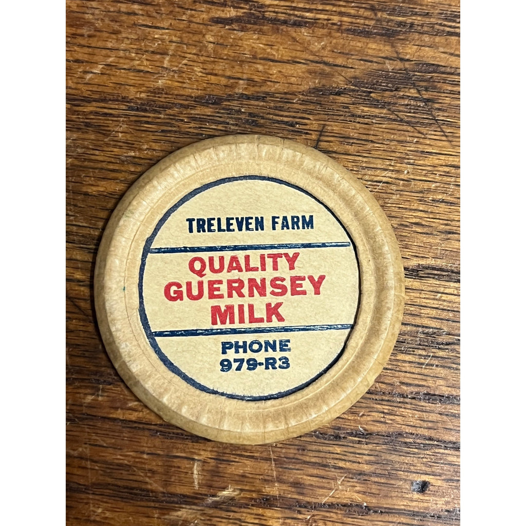 RARE Vintage Trevelen Farm Fond du Lac Wisconsin Wis WI Milk Cap Cover Bottle