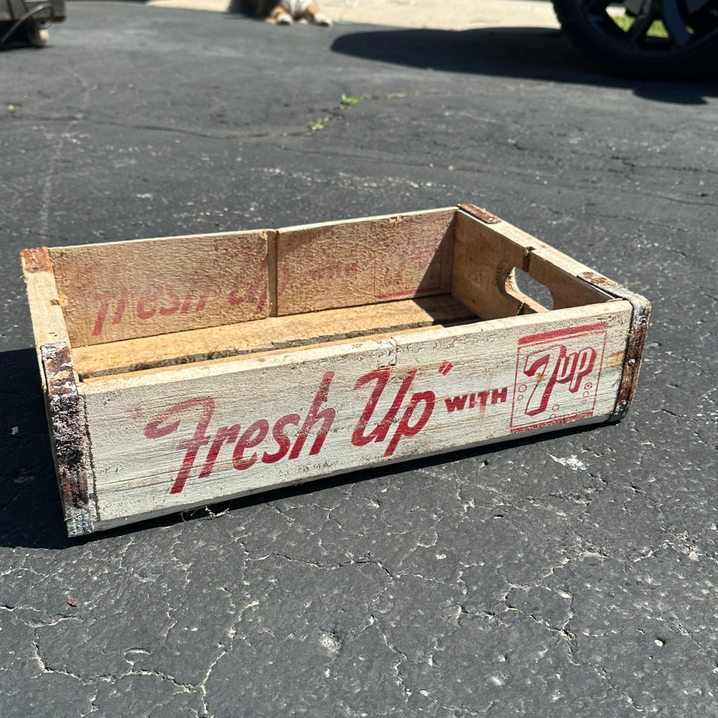 Vintage Wooden Soda Crate Fresh Up With 7-Up 24 Carriers Watertown Wis