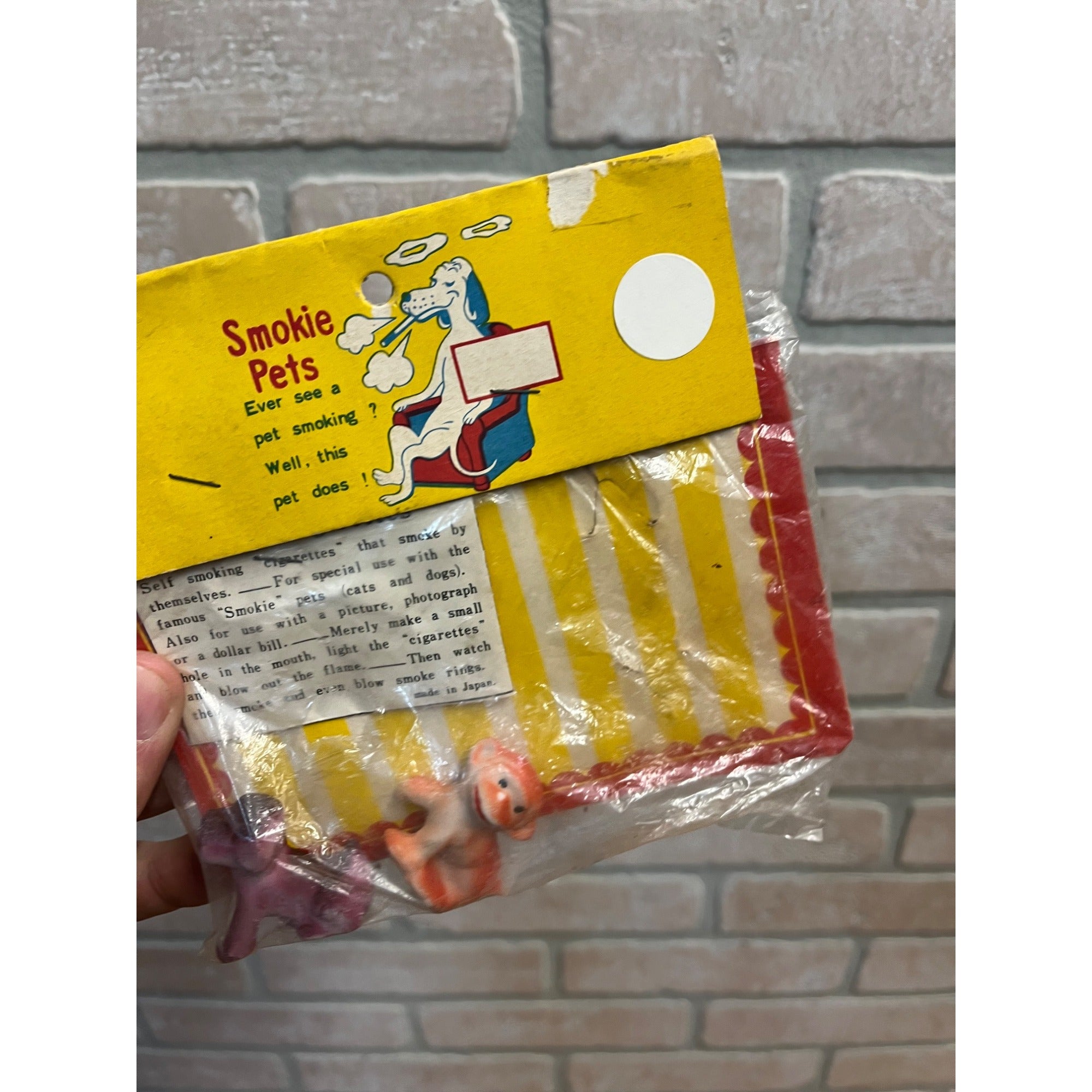 Vintage SMOKIE PETS 1950s Rack Pack Toy Made In Japan Dime Store Novelty Gag