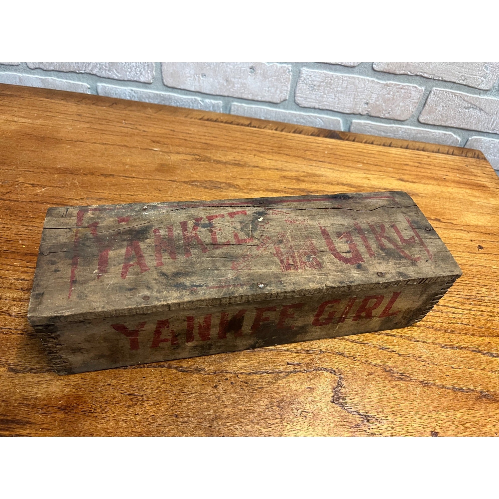 Vintage c1930s Yankee Girl Cut Plug Tobacco Wooden Crate Box