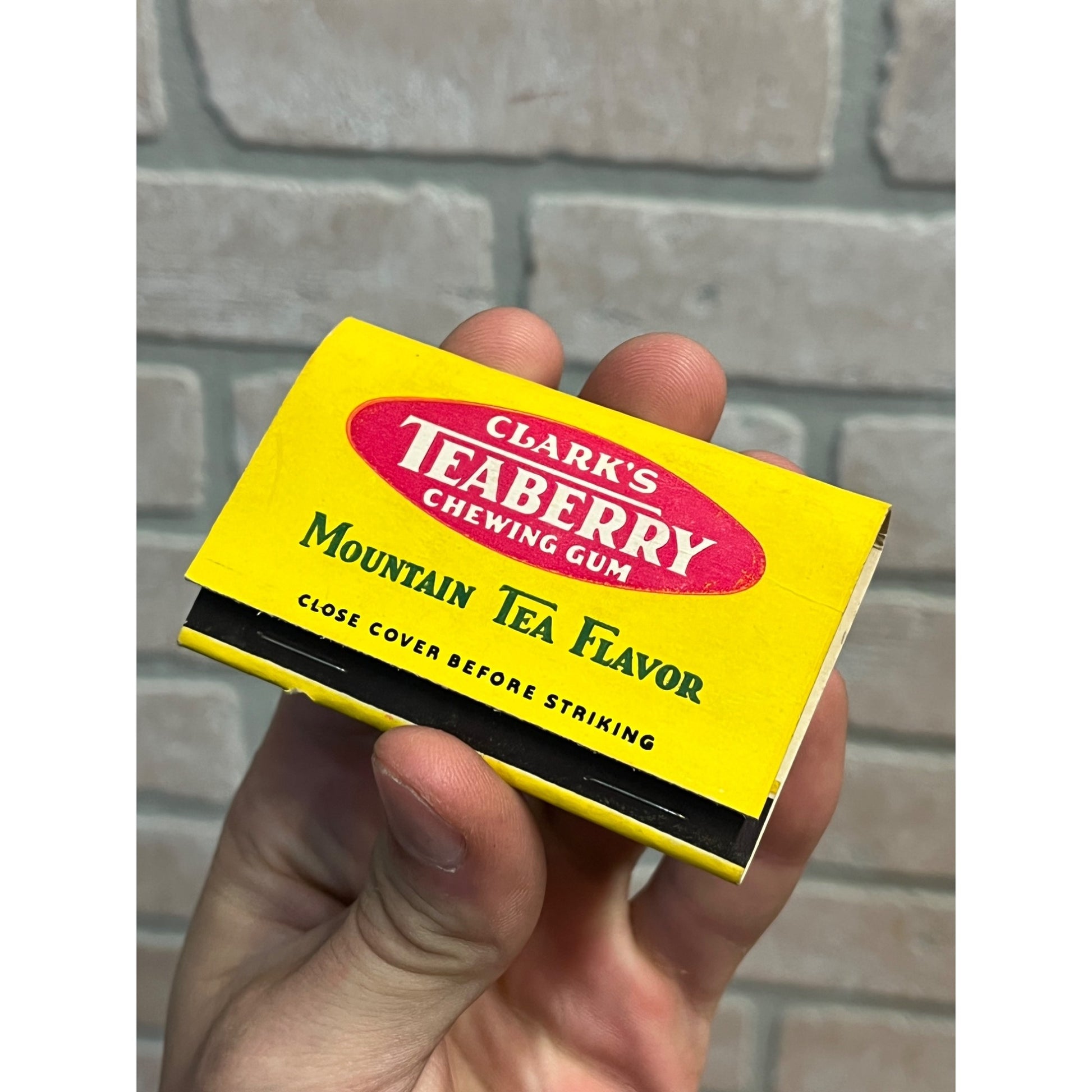 Vintage Clark's Teaberry Chewing Gum 40 Strike Matchbook Full Advertising