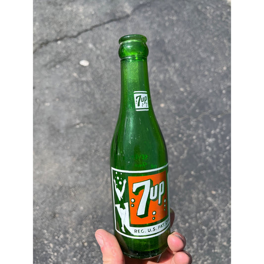 Vintage 7Up Seven-Up Glass Soda Bottle 7oz Swimmer Girl Tulsa OK Oklahoma