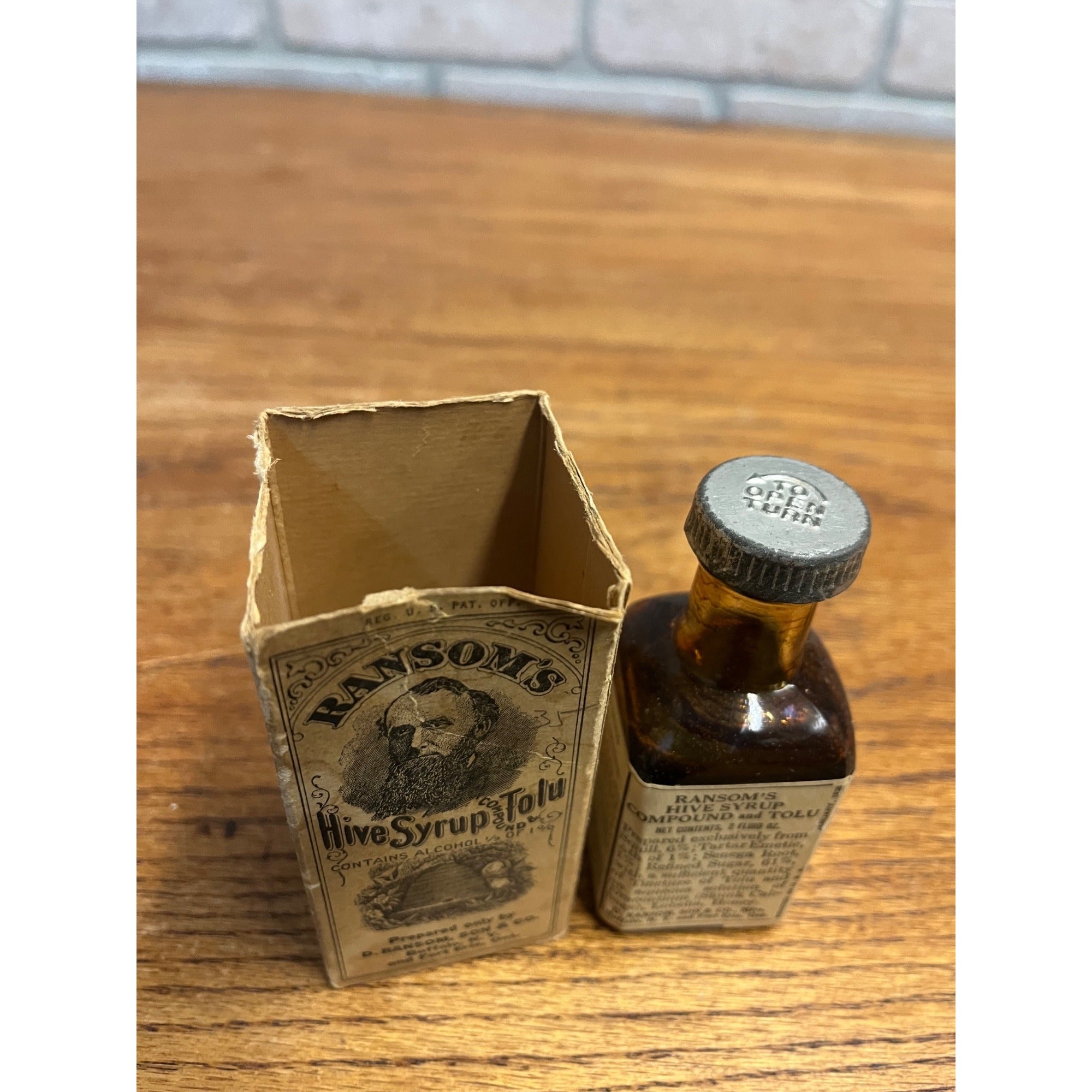 Antique 1890s Ransom's Hive Syrup Medicine Bottle Quack w/ Box