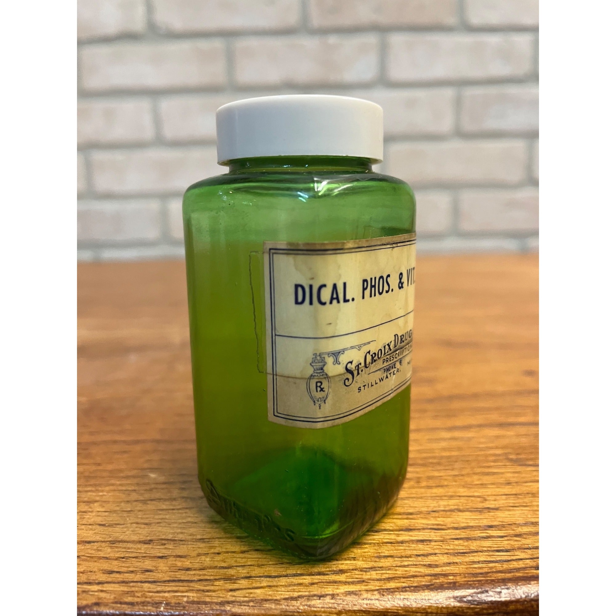 Vintage St. Croix Drug Co Green Apothecary Glass Jar Label Stillwater Minnesota