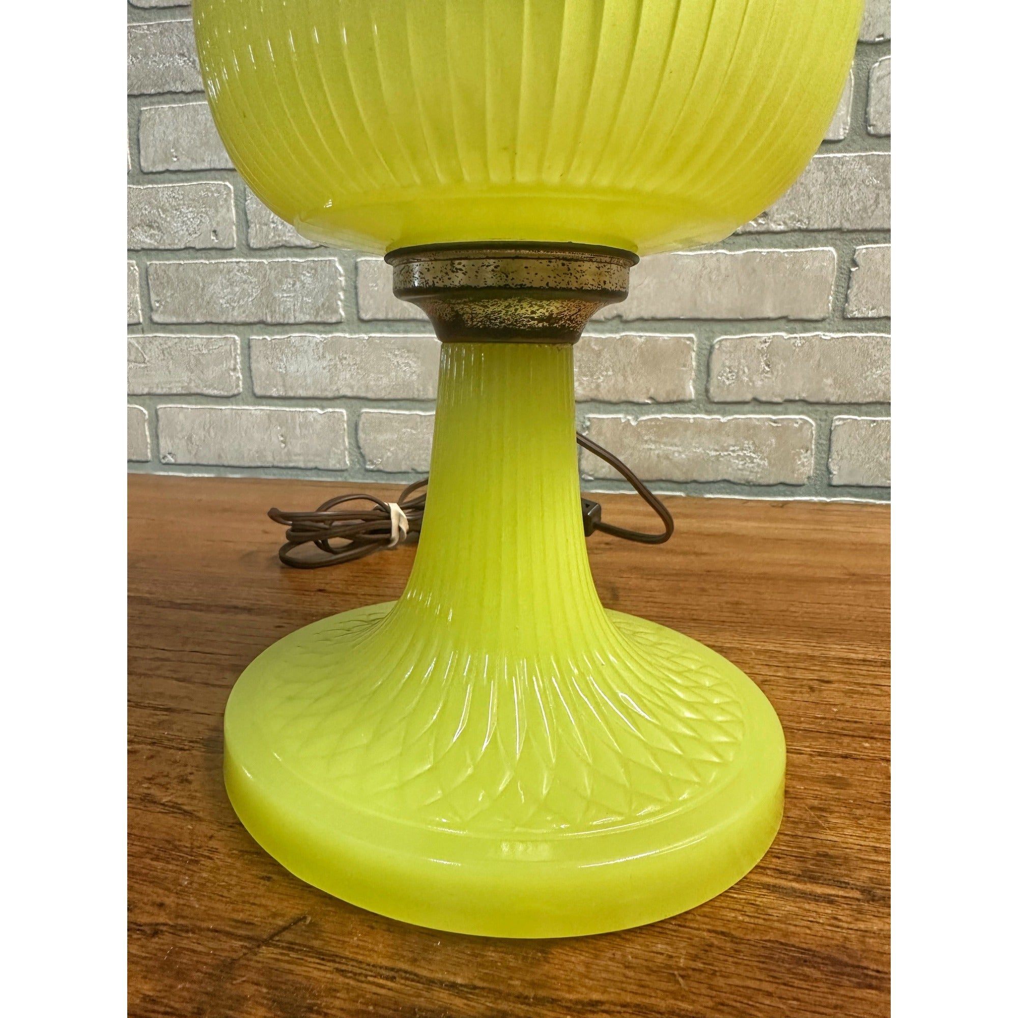 RARE Aladdin Yellow Moonstone Vertique Lamp Uranium Glows- Converted