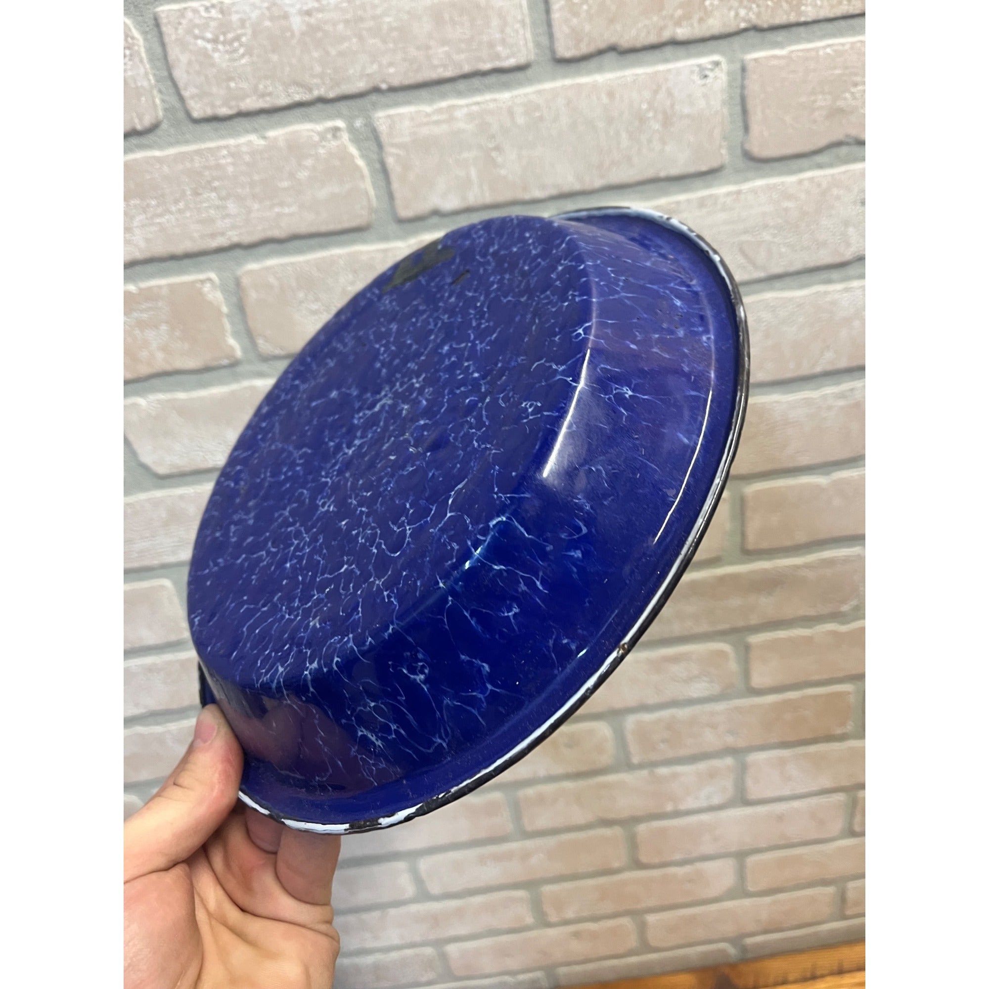 Antique Primitive Cobalt and White Swirl Enamel Graniteware Round Pie Pan/ Baking Dish/ Farmhouse Decor