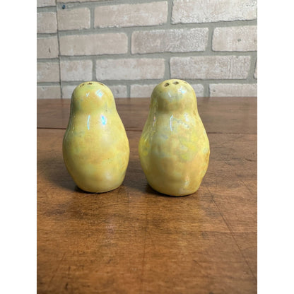 Vintage 1950s Baby Chick Lusterware Yellow 2" Mini Salt & Pepper Shakers Pair Japan