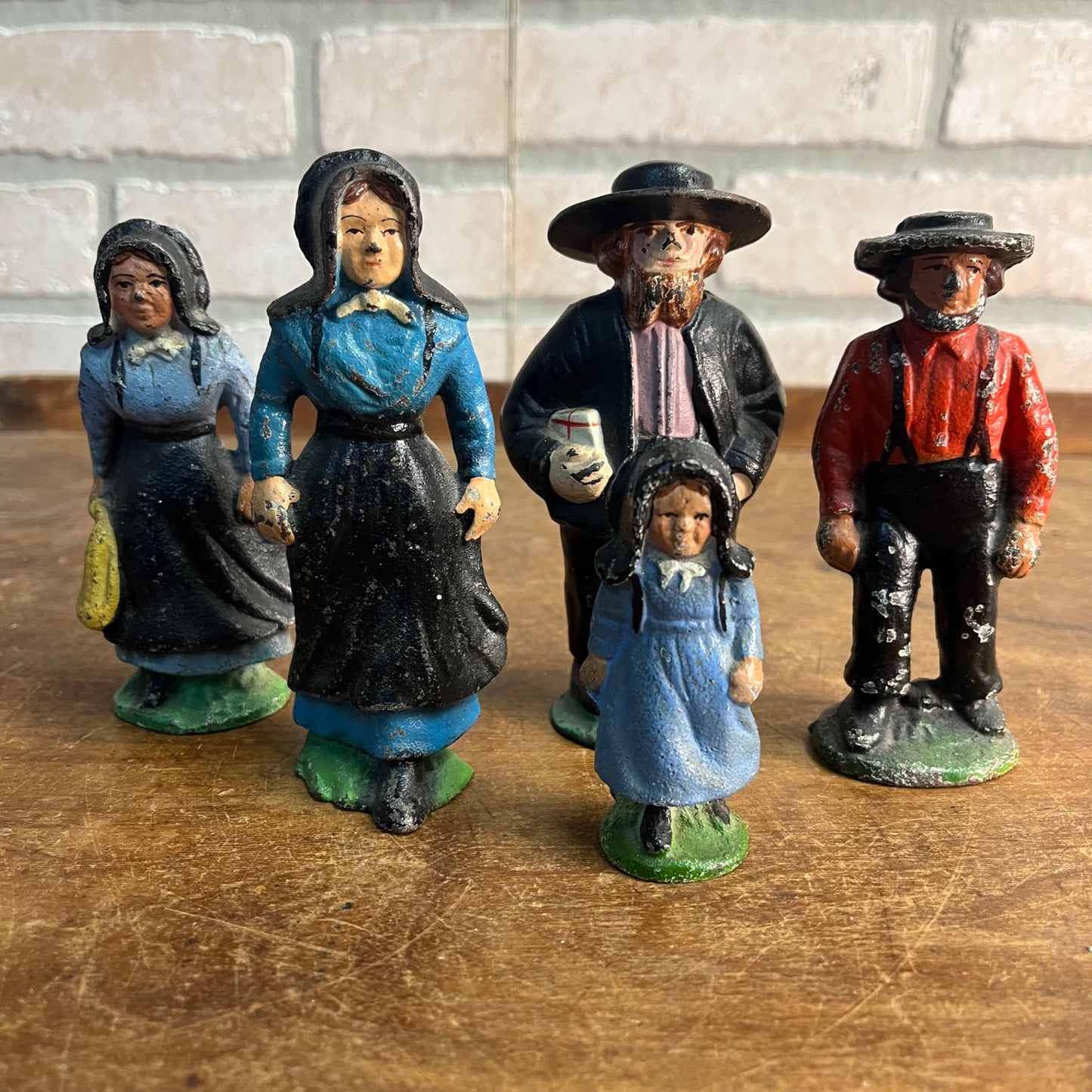 Antique Vintage Cast Iron Metal Amish Family Figures Set