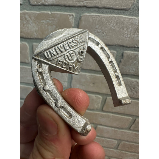 Vintage Advertising Cast Aluminum Horseshoe Universal Foundry Co Oshkosh WI