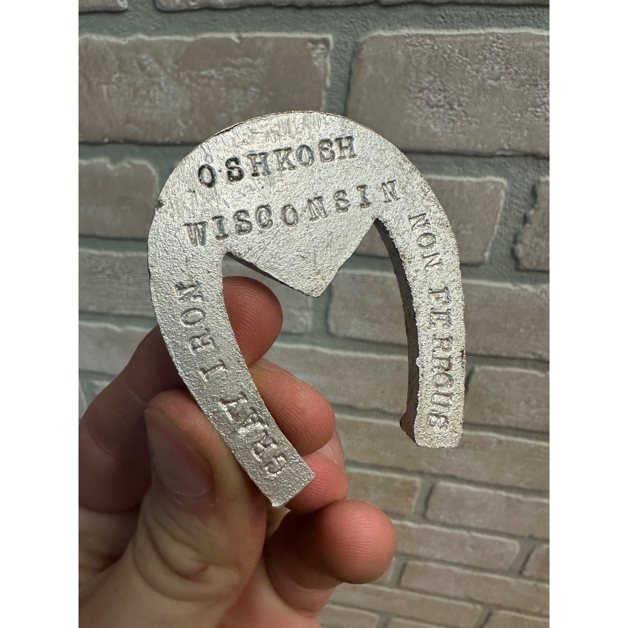 Vintage Advertising Cast Aluminum Horseshoe Universal Foundry Co Oshkosh WI