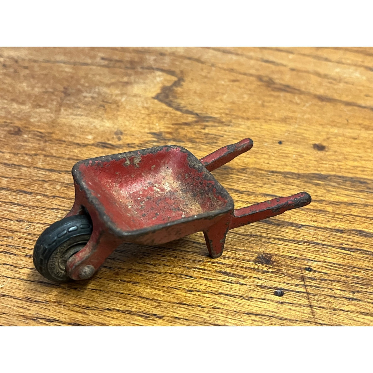 Vintage Cast Iron Arcade Red Wheelbarrow Toy Dollhouse Miniature #474