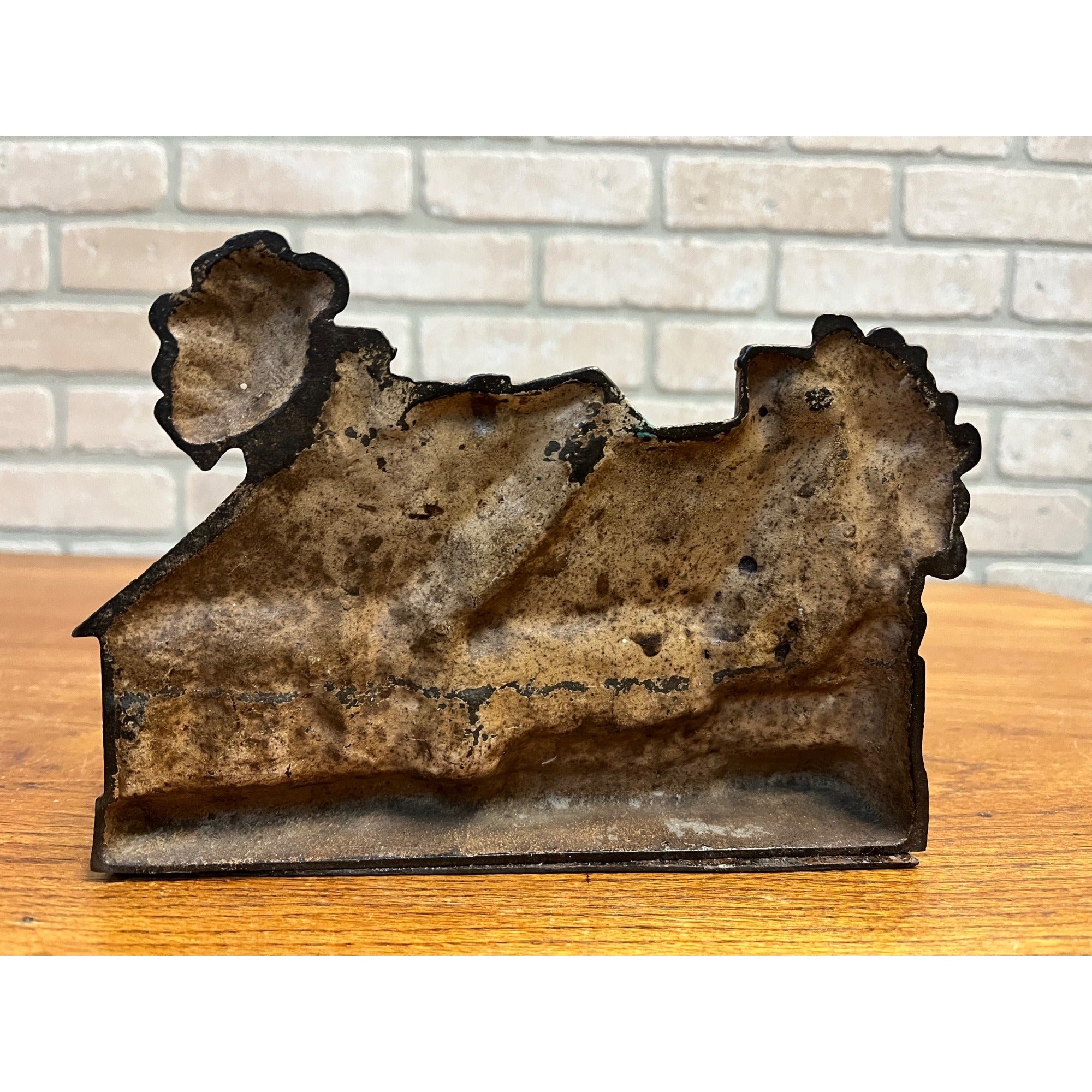 Vintage Cape Cod Cottage Cast Iron Hubley Doorstop Door Stop 5.5" x 7.75"