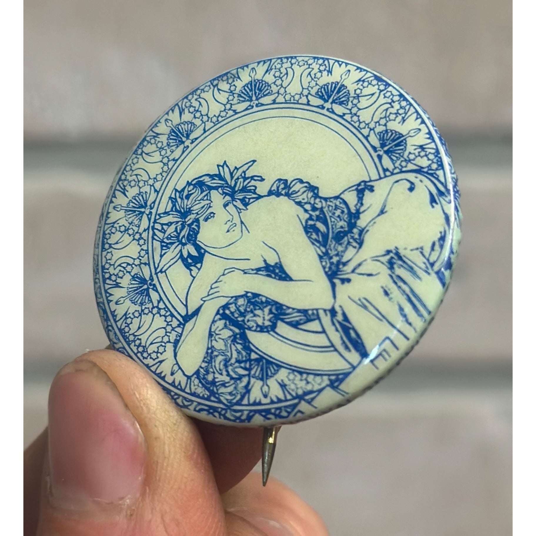 Alphonse Mucha 1966 Original Pin Hippie Art Nouveau LSD Comix Drugs Sandyval