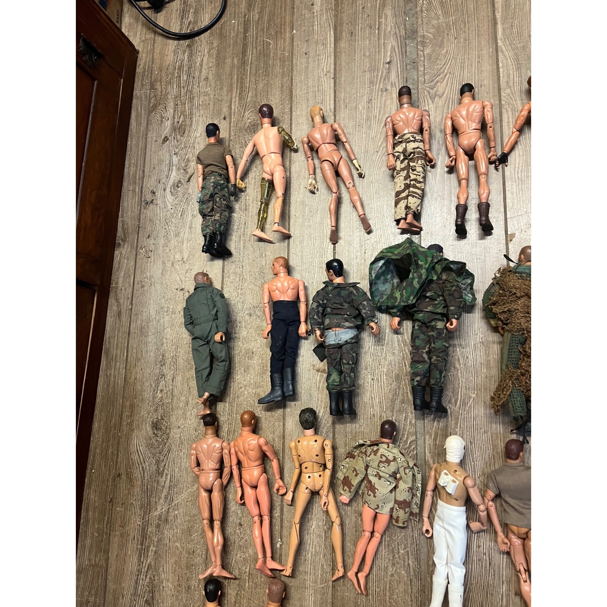 Vintage HUGE LOT (30) G.I. Joe 12" Action Figures Army Military - Used