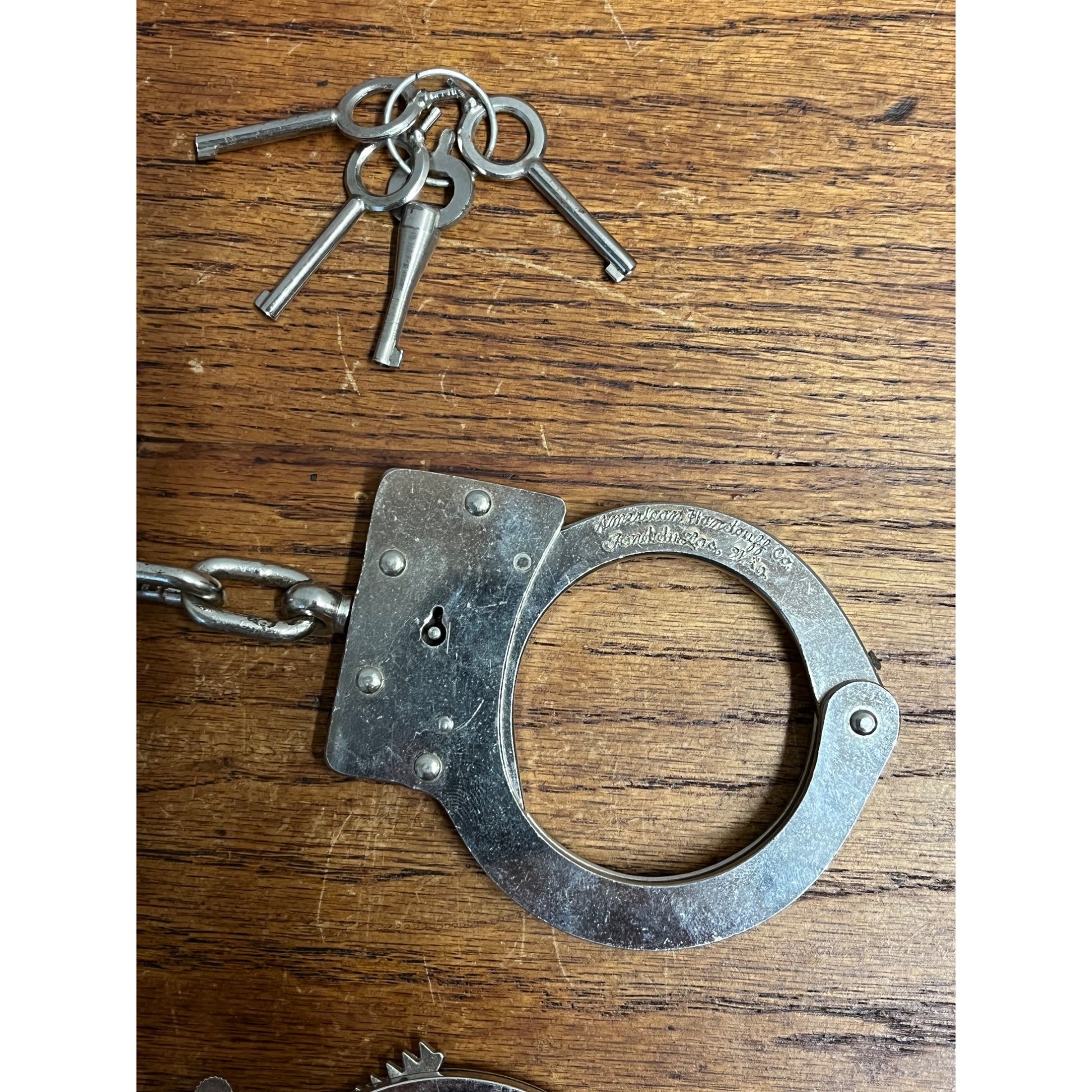 Vintage American Handcuff Co. Handcuffs with Key – Fond Du Lac, Wis.
