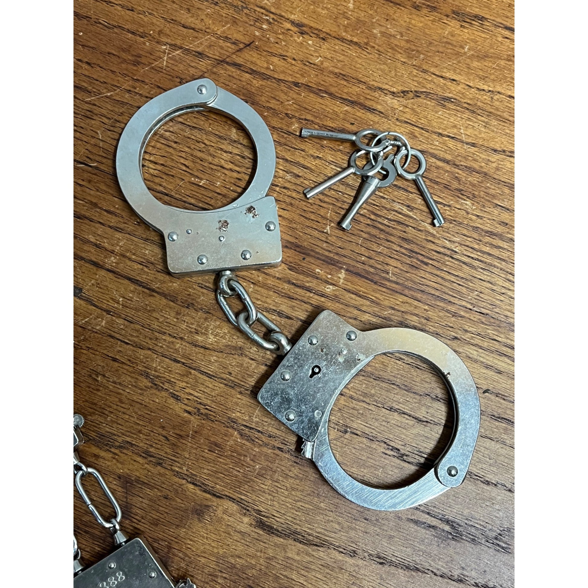 Vintage American Handcuff Co. Handcuffs with Key – Fond Du Lac, Wis.