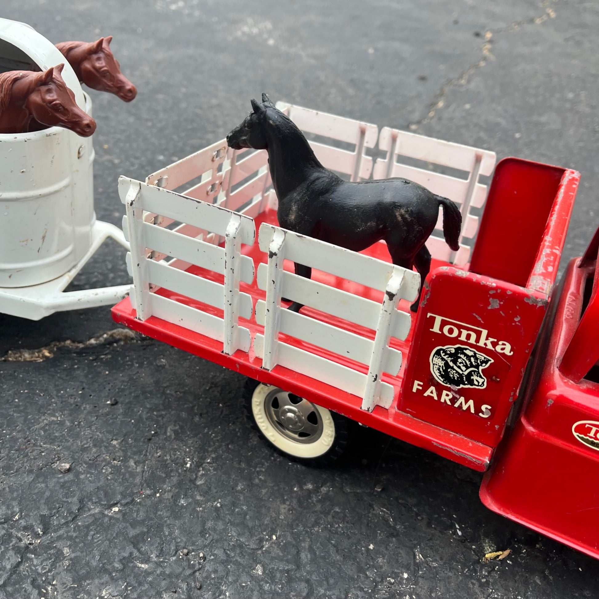 Vintage 1962 Tonka Farms Stake Truck & Horse Trailer Pressed Steel Toy