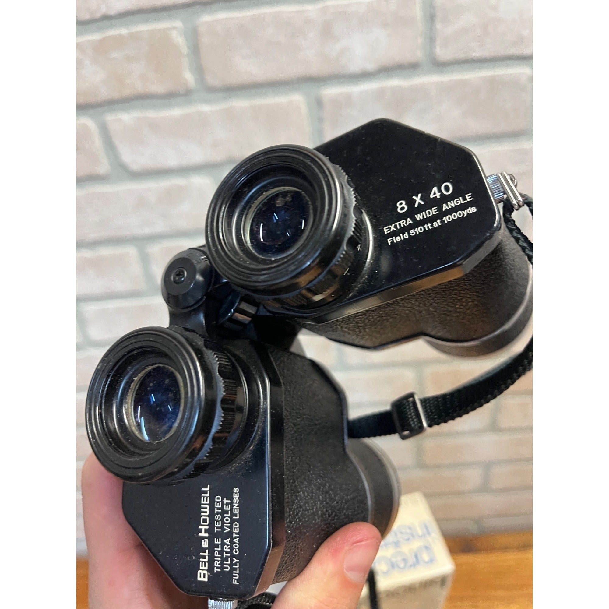 Binoculars Belle & Howell 8x40 Extra Wide Field Ultra Violet Fully Coated Lenses