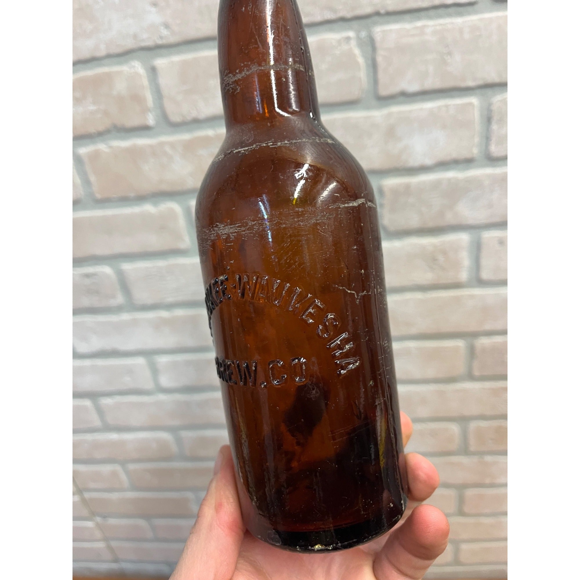 Vintage Pre-Pro Milwaukee Waukesha Brew Co. Embossed Beer Bottle Wisconsin 12oz