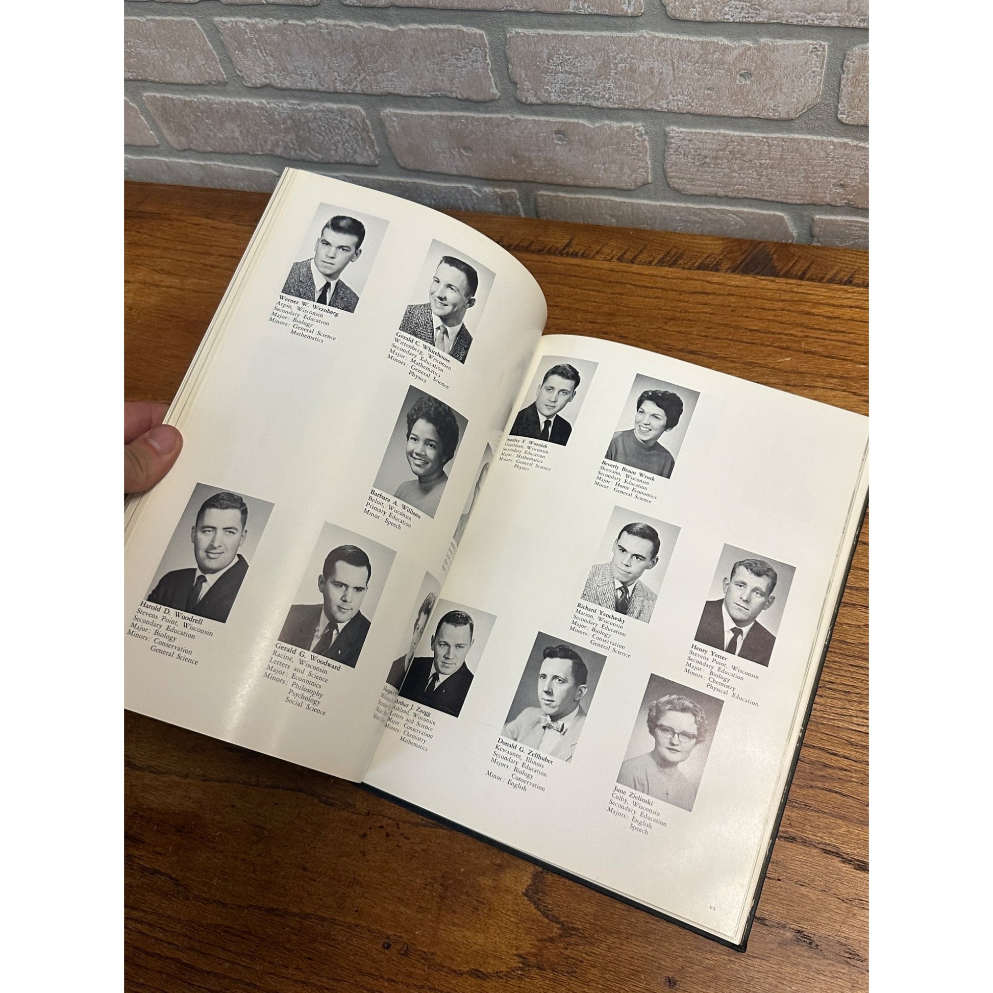 Vintage 1960 Iris Wisconsin State College Stevens Point WI Year Book University