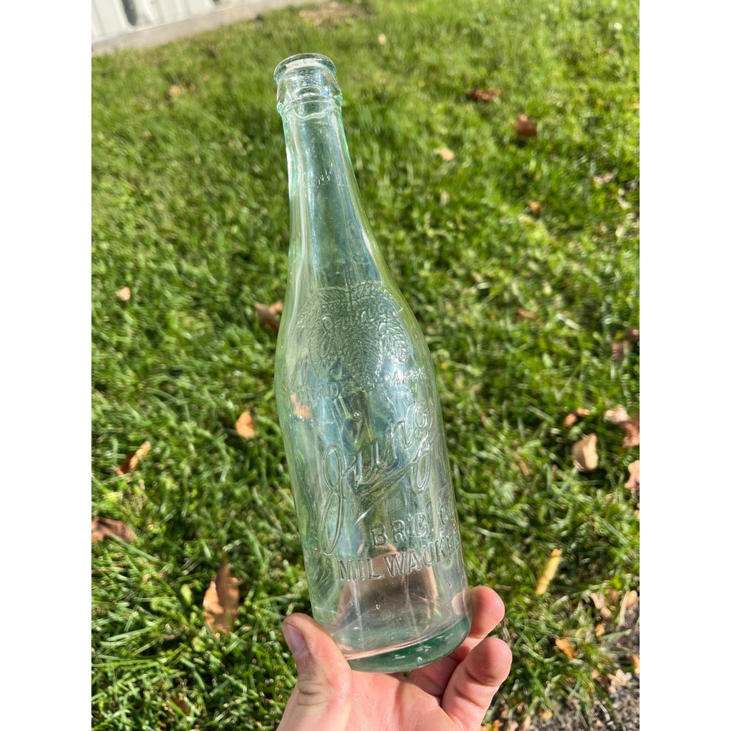 Vintage Jung Brewing Co. Pre-Prohibition Clear Embossed Beer Bottle Milwaukee WI