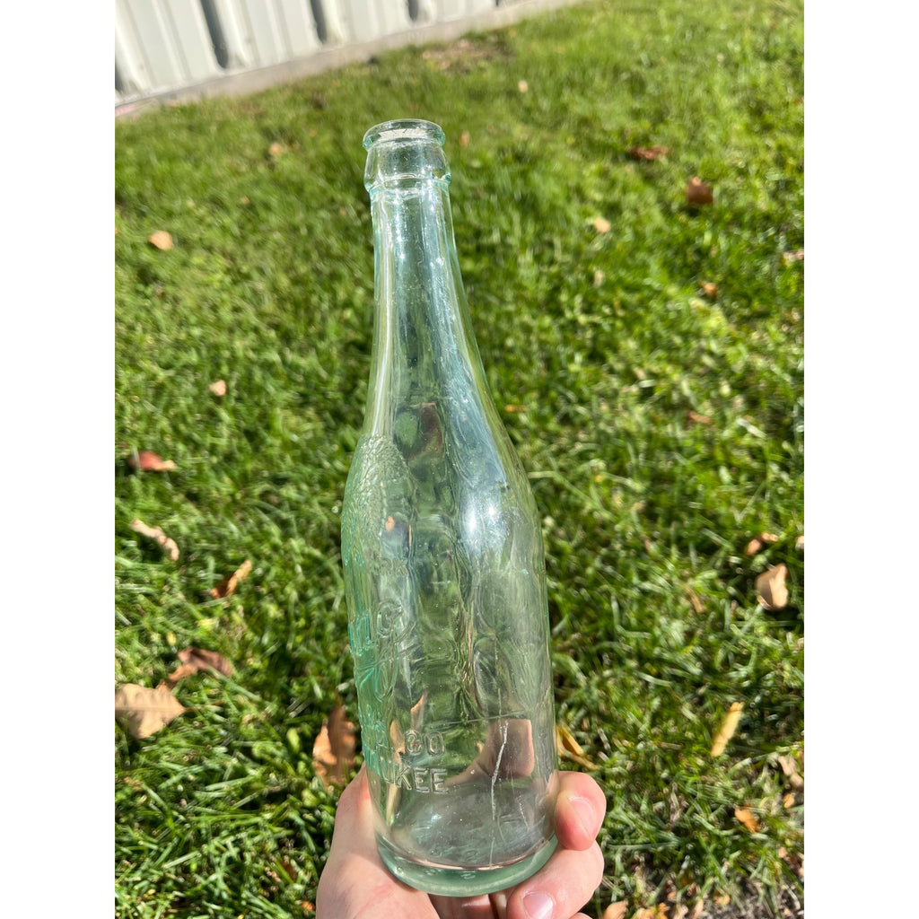 Vintage Jung Brewing Co. Pre-Prohibition Clear Embossed Beer Bottle Milwaukee WI